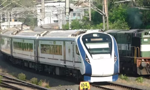 ബം​ഗ​ളൂ​രു-​മം​ഗ​ളൂ​രു വ​ന്ദേ​ഭാ​ര​ത് പ​രീ​ക്ഷ​ണ ഓ​ട്ടം നാ​ളെ