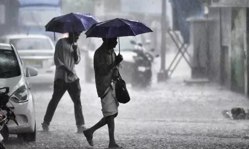 സംസ്ഥാനത്ത് ഇന്നും ശക്തമായ മഴക്കും ഇടിമിന്നലിനും സാധ്യത; ആറ് ജില്ലകളിൽ യെല്ലോ അലർട്ട്
