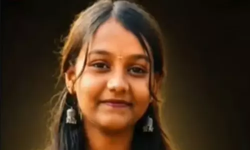പാമ്പ് കടിച്ചത് ഉറുമ്പാണെന്ന് തെറ്റിദ്ധരിച്ചു; പെൺകുട്ടി മരിച്ചു