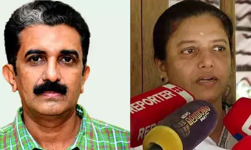 നവീൻ ബാബുവിന്റെ മരണം: തീരുമാനം ആശ്വാസകരം, സി.ബി.ഐ അന്വേഷണത്തിൽ പ്രതീക്ഷയെന്ന് നവീൻ ബാബുവിന്റെ ഭാര്യ മഞ്ജുഷ