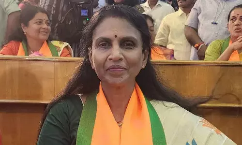 R Sreelekha