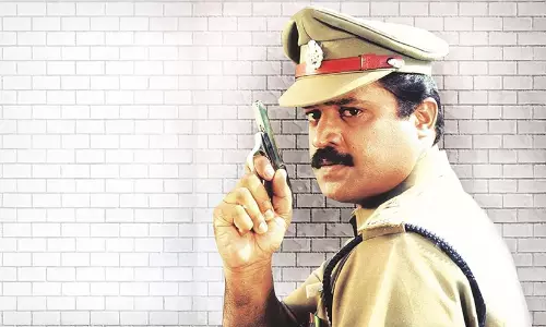 മമ്മൂട്ടി നിരസിച്ച ആ സിനിമ സുരേഷ് ഗോപിയുടെ ജീവിതത്തിൽ വഴിത്തിരിവായി; ഒരു കാലഘട്ടത്തിന്‍റെ സൂപ്പർതാരോദയത്തിന് വഴിതുറന്ന കഥാപാത്രം