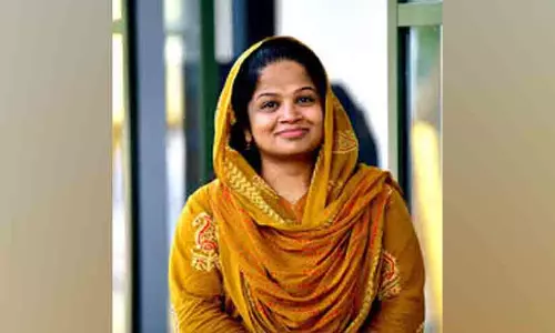 ആർത്തവം സ്വകാര്യ അഭിമാനവും നാണക്കേടും ഒന്നുമല്ല; പീരിയഡ് ലീവ് വിവാദത്തിൽ മറുപടിയുമായി ഡോ. ഷിംന അസീസ് ആർത്തവം സ്വകാര്യ അഭിമാനവും നാണക്കേടും ഒന്നുമല്ല; പീരിയഡ് ലീവ് വിവാദത്തിൽ മറുപടിയുമായി ഡോ. ഷിംന അസീസ്