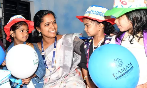 നവാഗതർക്ക് മുന്നിൽ ചിരി വരുത്തി പാങ്ങിലെ പുതിയ മുഖങ്ങൾ