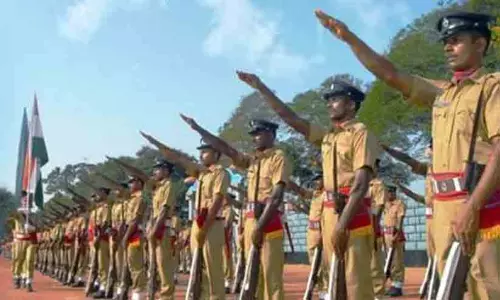 ഭരണം മാറിയിട്ടും സർക്കാറിന്​ ‘തലവേദന’യായി   രഹസ്യപൊലീസിലെ ‘സി.പി.എം തലകൾ’!
