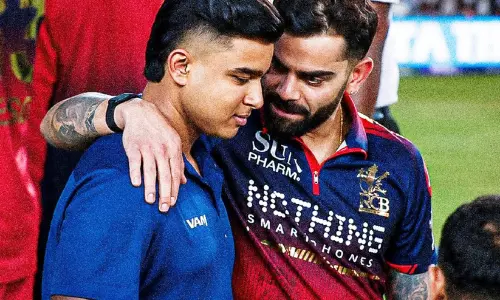 വി​രാ​ട സാ​മ്രാ​ജ്യ​ത്തി​ലേ​ക്ക് വൈ​ഭ​വി​ന്റെ പ്ര​വേ​ശ​നോ​ത്സ​വം