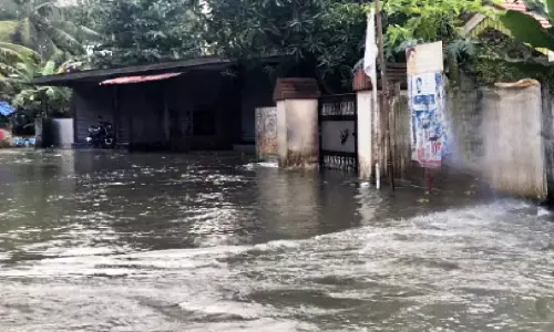 കാലവർഷത്തിനുമുമ്പ് വെള്ളക്കെട്ടുകൾ തടയണമെന്ന് എം.എൽ.എമാർ