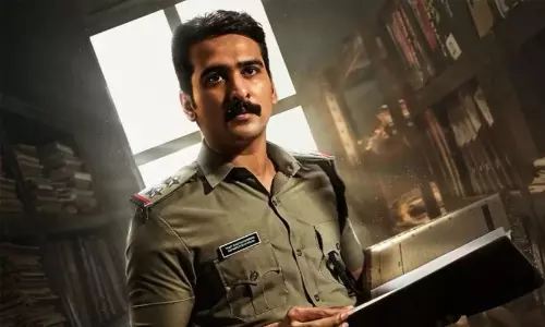 എസ്.ഐ വിജയ് രാധാകൃഷ്ണൻ ഇനി ഒ.ടി.ടിയിൽ ചാർജെടുക്കും; ഷെയിൻ നിഗം ചിത്രം ദൃഢത്തിന്റെ സ്ട്രീമിങ്ങ് ഡേറ്റ് പുറത്ത് എസ്.ഐ വിജയ് രാധാകൃഷ്ണൻ ഇനി ഒ.ടി.ടിയിൽ ചാർജെടുക്കും; ഷെയിൻ നിഗം ചിത്രം ദൃഢത്തിന്റെ സ്ട്രീമിങ്ങ് ഡേറ്റ് പുറത്ത്
