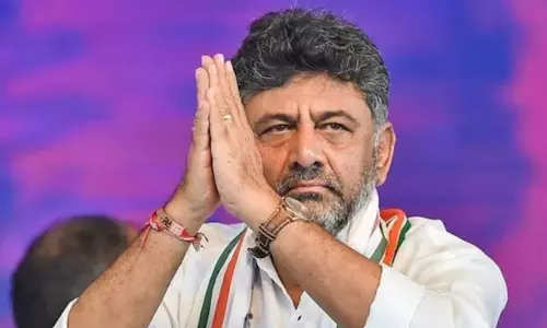 ഡി.​കെ. ക​രു​ത്ത​നാ​യ നേ​താ​വ്