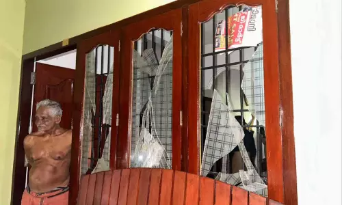 ഇടിമിന്നലിൽ വ്യാപക നാശനഷ്ടം; നാല് പേർക്ക് പരിക്ക്, 12 വീടുകൾക്ക് കേടുപാട്
