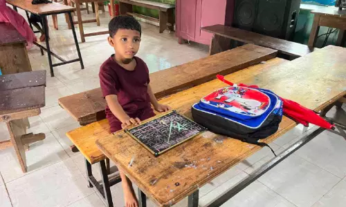 ചോക്കാട് സ്കൂളിൽ ആദിത്യന് കൂട്ടായി ആരുമെത്തിയില്ല