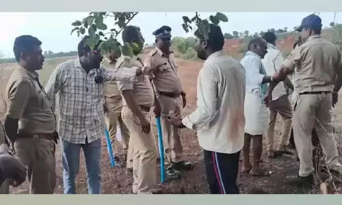 അതിർത്തി ഭൂസർവേ; കർണാടക ഉദ്യോഗസ്ഥർക്ക് കല്ലേറ്