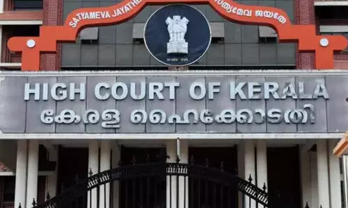 മെമ്മറി കാർഡ് ചോർന്നതിൽ പുനരന്വേഷണം വേണം; നടിയെ ആക്രമിച്ച കേസിൽ അതിജീവിത വീണ്ടും ഹൈകോടതിയിൽ
