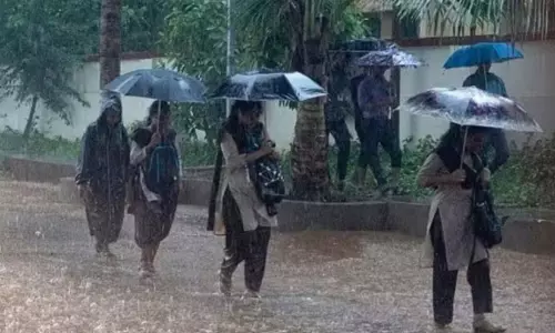 അതിതീവ്ര മഴ മുന്നറിയിപ്പ്; വയനാട് ജില്ലയിലെ വിദ്യാഭ്യാസ സ്ഥാപനങ്ങൾക്ക് നാളെ അവധി അതിതീവ്ര മഴ മുന്നറിയിപ്പ്; വയനാട് ജില്ലയിലെ വിദ്യാഭ്യാസ സ്ഥാപനങ്ങൾക്ക് നാളെ അവധി
