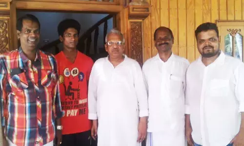 പറവൂരിലെ വീട്ടിൽ ഞാൻ എന്ന അന്തം കമ്മിയെ കാത്തിരിക്കാൻ അന്തം കൊങ്ങി ഇനി ഇല്ല; വൈകാരിക കുറിപ്പുമായി നടൻ സുബീഷ് സുധി പറവൂരിലെ വീട്ടിൽ ഞാൻ എന്ന അന്തം കമ്മിയെ കാത്തിരിക്കാൻ അന്തം കൊങ്ങി ഇനി ഇല്ല; വൈകാരിക കുറിപ്പുമായി നടൻ സുബീഷ് സുധി