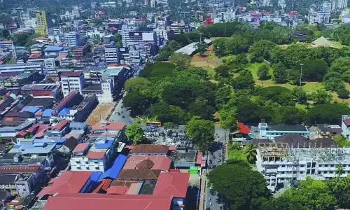 ഠാണാ-ചന്തക്കുന്ന് വികസനം ഉടന്‍ പൂര്‍ത്തിയാക്കണം; ബൈപ്പാസ് റോഡ് അറ്റകുറ്റപ്പണി ഉടന്‍ -എം.എൽ.എ