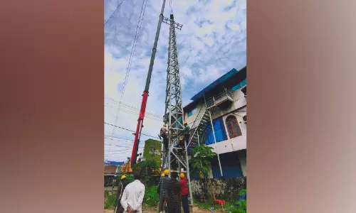 തടസ്സപ്പെട്ടുകിടന്ന ഉയരപ്പാത നിർമാണം തുടങ്ങും: ടവർ ലൈനുകൾ ഉയർത്തൽ തുടങ്ങി തടസ്സപ്പെട്ടുകിടന്ന ഉയരപ്പാത നിർമാണം തുടങ്ങും: ടവർ ലൈനുകൾ ഉയർത്തൽ തുടങ്ങി