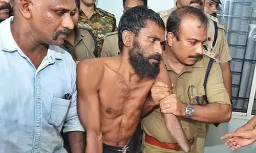 10 മാസം കഴിഞ്ഞിട്ടും റിപ്പോർട്ട് ലഭിച്ചില്ല, പഠിച്ച് തീരാത്ത കമ്മിറ്റിക്ക് വീണ്ടും മൂന്നുമാസം സാവകാശം: ഗോവിന്ദച്ചാമിയുടെ ജയിൽ ചാട്ടം