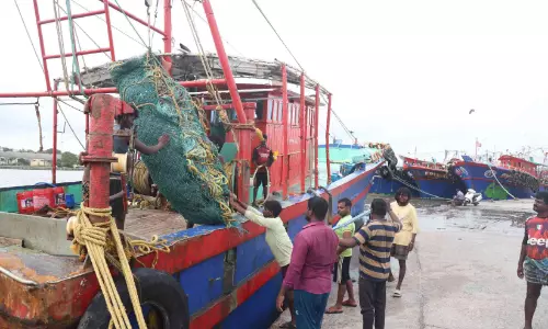 ട്രോളിങ് നിരോധനം ഇന്ന് അര്‍ധരാത്രി മുതല്‍; നിയന്ത്രണങ്ങള്‍ ബാധകം