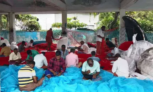 ട്രോളിങ് നിരോധനം; ചാകരപ്രതീക്ഷയോടെ തീരം ട്രോളിങ് നിരോധനം; ചാകരപ്രതീക്ഷയോടെ തീരം