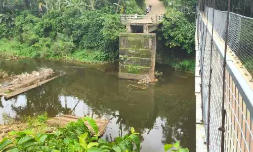 തോപ്പിൽകടവ് പാലം ഇനി വരുമോ? തോപ്പിൽകടവ് പാലം ഇനി വരുമോ?
