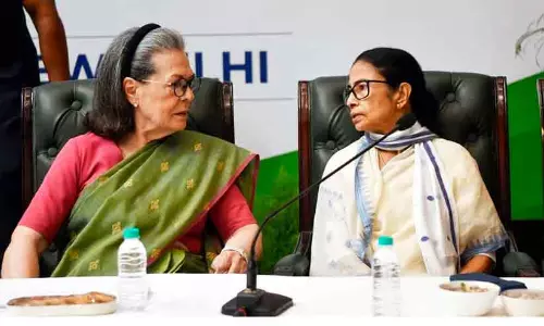 മമത ബാനർജി ഇന്ന് സോണിയ ഗാന്ധിയെ കാണും; യോഗം ഡൽഹിയിലെ സോണിയയുടെ വസതിയിൽ