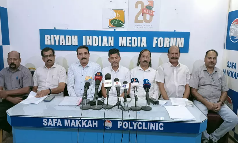 ഒ.ഐ.സി.സി ജനകീയ രക്തദാന ക്യാമ്പ് വെള്ളിയാഴ്ച; ശുമൈസി ആശുപത്രിയിൽ വിപുലമായ ഒരുക്കം ഒ.ഐ.സി.സി ജനകീയ രക്തദാന ക്യാമ്പ് വെള്ളിയാഴ്ച; ശുമൈസി ആശുപത്രിയിൽ വിപുലമായ ഒരുക്കം