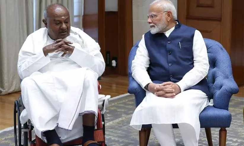 ബി.ജെ.പി രാജ്യസഭ സീറ്റ് നിഷേധിച്ചെന്ന കോൺഗ്രസ് വിമർശനം തള്ളി ദേവഗൗഡ; മോദിയുമായുള്ളത് സീറ്റിനപ്പുറമുള്ള സൗഹൃദം ബി.ജെ.പി രാജ്യസഭ സീറ്റ് നിഷേധിച്ചെന്ന കോൺഗ്രസ് വിമർശനം തള്ളി ദേവഗൗഡ; മോദിയുമായുള്ളത് സീറ്റിനപ്പുറമുള്ള സൗഹൃദം