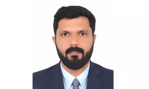 മലയാളി സെയിൽസ്മാനെ ബത്ഹയിൽ വാഹനത്തിനുള്ളിൽ മരിച്ച നിലയിൽ കണ്ടെത്തി മലയാളി സെയിൽസ്മാനെ ബത്ഹയിൽ വാഹനത്തിനുള്ളിൽ മരിച്ച നിലയിൽ കണ്ടെത്തി