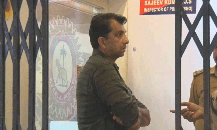കൂട്ടിക്കല് വിസ തട്ടിപ്പ്; ഓര്ക്കിഡ് കണ്സൽട്ടന്സി ഉടമ പിടിയില് കൂട്ടിക്കല് വിസ തട്ടിപ്പ്; ഓര്ക്കിഡ് കണ്സൽട്ടന്സി ഉടമ പിടിയില്