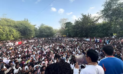 സമരം ശക്തമാക്കി സി.ജെ.പി; പുണെ സർവകലാശാലയിൽ പങ്കെടുത്തത് ആയിരങ്ങൾ സമരം ശക്തമാക്കി സി.ജെ.പി; പുണെ സർവകലാശാലയിൽ പങ്കെടുത്തത് ആയിരങ്ങൾ