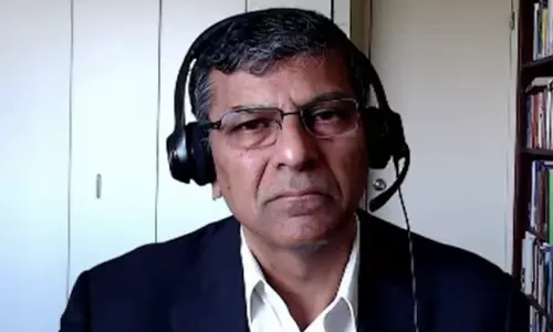 എന്തോ തകരാറുണ്ട്!; ഇന്ത്യയുടെ സാമ്പത്തിക വളർച്ചാ അവകാശവാദങ്ങളെ ചോദ്യം ചെയ്ത് രഘുറാം രാജൻ