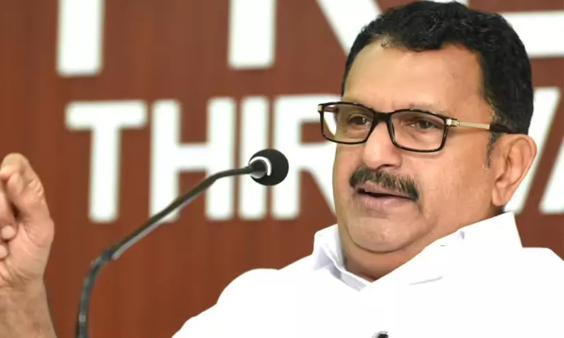 ആരോഗ്യവകുപ്പ് ഡയറക്ടറുടെ സ്ഥലംമാറ്റം വിവാദത്തിൽ; ന്യായീകരിച്ച് മന്ത്രി മുരളീധരൻ ആരോഗ്യവകുപ്പ് ഡയറക്ടറുടെ സ്ഥലംമാറ്റം വിവാദത്തിൽ; ന്യായീകരിച്ച് മന്ത്രി മുരളീധരൻ