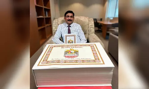 40 വർഷത്തെ ഗവേഷണം, 100 ഗ്രന്ഥങ്ങൾ, ലക്ഷം പേജുകൾ; യു.എ.ഇയുടെ സമ്പൂർണ ചരിത്രമെഴുതി ഒരു മലയാളി 40 വർഷത്തെ ഗവേഷണം, 100 ഗ്രന്ഥങ്ങൾ, ലക്ഷം പേജുകൾ; യു.എ.ഇയുടെ സമ്പൂർണ ചരിത്രമെഴുതി ഒരു മലയാളി