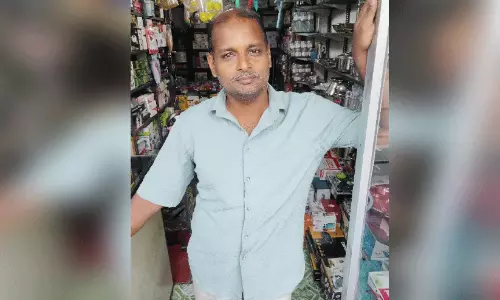 ഇ​ന്ന് ലോ​ക ര​ക്ത​ദാ​താ​ക്ക​ളു​ടെ ദി​നം; ഇ​സ്‌​മ​യി​ൽ റാ​ഹ​ത്ത്: ര​ക്തം വേ​ണോ, ര​ക്ത​മി​താ...