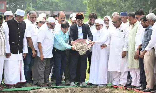 ദാറുല്‍ഹുദാ ബിഹാര്‍ സെന്ററിന് ശിലയിട്ടു