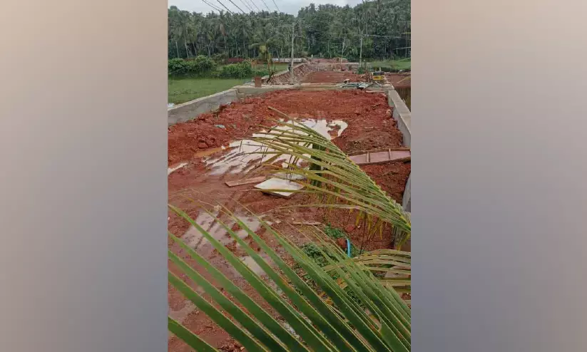 പണി പൂർത്തിയാക്കുന്നില്ല; പുതിയ കോട്ട റോഡിൽ 16ന് ഉപരോധം പണി പൂർത്തിയാക്കുന്നില്ല; പുതിയ കോട്ട റോഡിൽ 16ന് ഉപരോധം