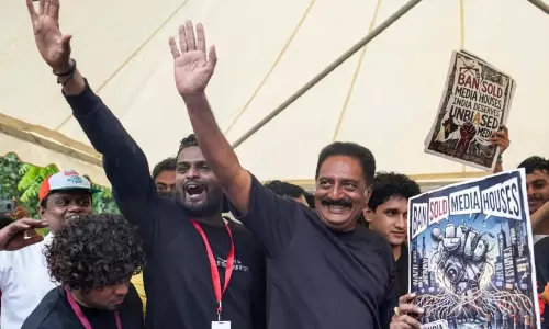 കനത്ത മഴയെ അവഗണിച്ച് സി.ജെ.പി പ്രതിഷേധ പ്രകടനം