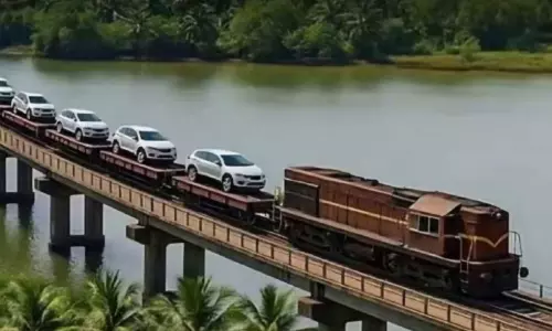 കൊങ്കൺ റെയിൽവേ കാറുകളുടെ റോ-റോ സർവിസ് നിർത്തുന്നു