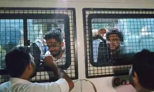 മലബാറിലെ പ്ലസ് വൺ സീറ്റ് അവഗണന: ഡി.ഡി.ഇ ഓഫിസ് ഉപരോധിച്ച ഫ്രറ്റേണിറ്റി നേതാക്കൾ റിമാൻഡിൽ