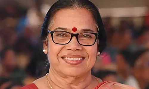 സ്ത്രീ സുരക്ഷാ പെൻഷൻ: പദ്ധതി അട്ടിമറിക്കാനുള്ള സർക്കാർ നീക്കത്തിനെതിരെ പ്രതിഷേധിക്കും പി.കെ. ശ്രീമതി സ്ത്രീ സുരക്ഷാ പെൻഷൻ: പദ്ധതി അട്ടിമറിക്കാനുള്ള സർക്കാർ നീക്കത്തിനെതിരെ പ്രതിഷേധിക്കും പി.കെ. ശ്രീമതി