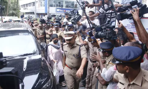 എക്സാലോജിക് കേസ്; വീണ ചോദ്യം ചെയ്യലിന് ഇ.ഡി ഓഫിസിൽ എത്തി