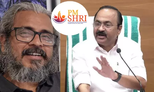 പിഎം ശ്രീ സ്വീകാര്യമല്ലെന്ന ഒറ്റനിലപാടേ മതേതര ജനാധിപത്യ പക്ഷത്തുള്ള ആർക്കും സ്വീകരിക്കാനാവൂ -ഡോ. ആസാദ് പിഎം ശ്രീ സ്വീകാര്യമല്ലെന്ന ഒറ്റനിലപാടേ മതേതര ജനാധിപത്യ പക്ഷത്തുള്ള ആർക്കും സ്വീകരിക്കാനാവൂ -ഡോ. ആസാദ്