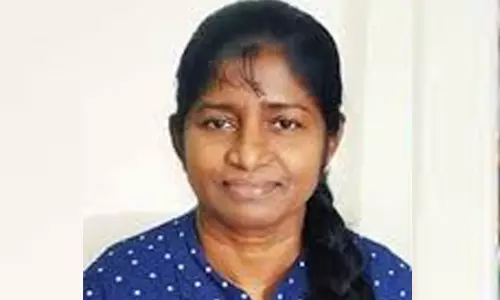 ശമ്പളത്തിലോ ആനുകൂല്യങ്ങളിലോ കുറവുണ്ടാകില്ല; ആരോഗ്യ ഡയറക്ടറെ മാറ്റിയ ഉത്തരവിന് സ്റ്റേയില്ല