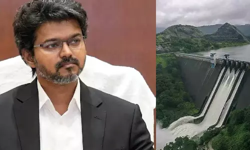‘മുല്ലപ്പെരിയാറിൽ പുതിയ ഡാം അനുവദിക്കില്ല’; കേരളത്തെയും കേന്ദ്രനയങ്ങളെയും വിമർശിച്ച് വിജയ് സർക്കാറിന്റെ ആദ്യ നയപ്രഖ്യാപനം ‘മുല്ലപ്പെരിയാറിൽ പുതിയ ഡാം അനുവദിക്കില്ല’; കേരളത്തെയും കേന്ദ്രനയങ്ങളെയും വിമർശിച്ച് വിജയ് സർക്കാറിന്റെ ആദ്യ നയപ്രഖ്യാപനം