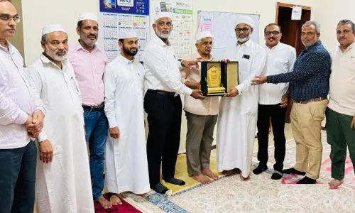 മൂന്ന് പതിറ്റാണ്ടിന്റെ പ്രവാസത്തിന് വിരാമം: നിസാർ കാട്ടിലിന് ഐ.സി.എഫ് സൗദി നാഷനൽ കമ്മിറ്റിയുടെ ആദരം