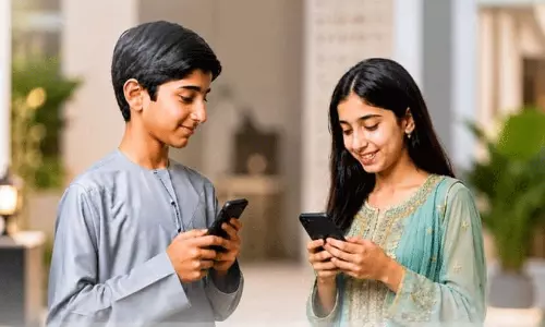 യു.എ.ഇയിൽ 15 വയസ്സിൽ താഴെയുള്ളവർക്ക് സോഷ്യൽ മീഡിയ നിരോധനം യു.എ.ഇയിൽ 15 വയസ്സിൽ താഴെയുള്ളവർക്ക് സോഷ്യൽ മീഡിയ നിരോധനം