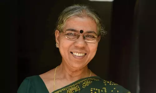 പ്രശസ്ത കഥാകാരി കെ.ആർ. മല്ലിക അന്തരിച്ചു പ്രശസ്ത കഥാകാരി കെ.ആർ. മല്ലിക അന്തരിച്ചു
