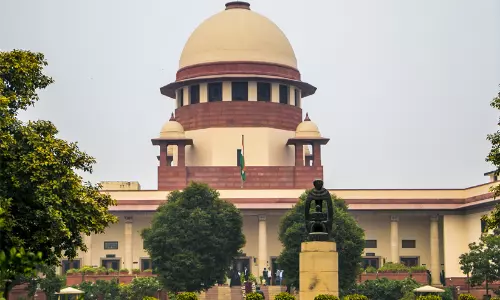 സൈബർ കുറ്റവാളികൾ ‘പരാന്നങ്ങൾ’; ജാമ്യം നിഷേധിച്ച് സുപ്രീംകോടതി സൈബർ കുറ്റവാളികൾ ‘പരാന്നങ്ങൾ’; ജാമ്യം നിഷേധിച്ച് സുപ്രീംകോടതി
