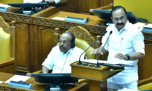 മൂന്ന് ജില്ലകളെ ബന്ധിപ്പിച്ച് സതേൺ കേരള ഇക്കണോമിക് കോറിഡോർ; 50 കോടി വകയിരുത്തും മൂന്ന് ജില്ലകളെ ബന്ധിപ്പിച്ച് സതേൺ കേരള ഇക്കണോമിക് കോറിഡോർ; 50 കോടി വകയിരുത്തും